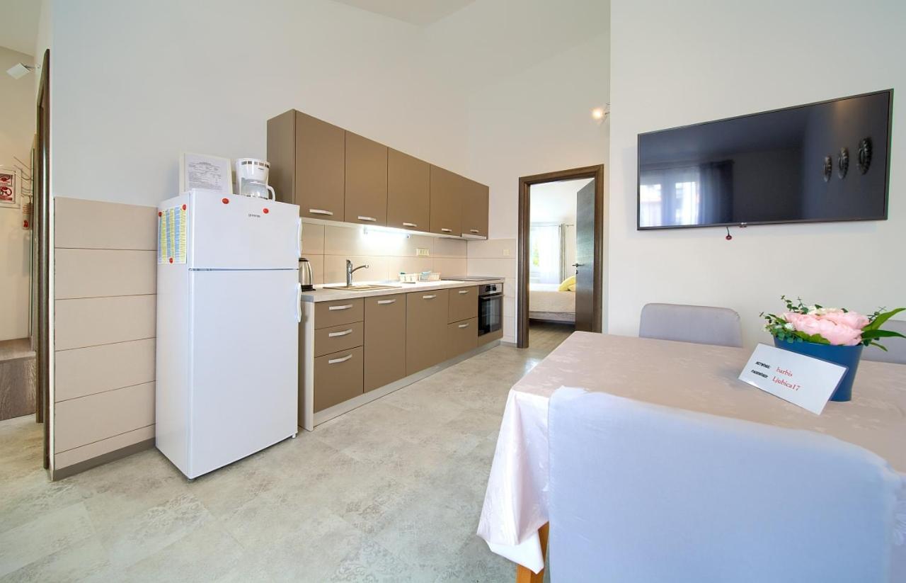 Apartmani Dal Малинска Экстерьер фото