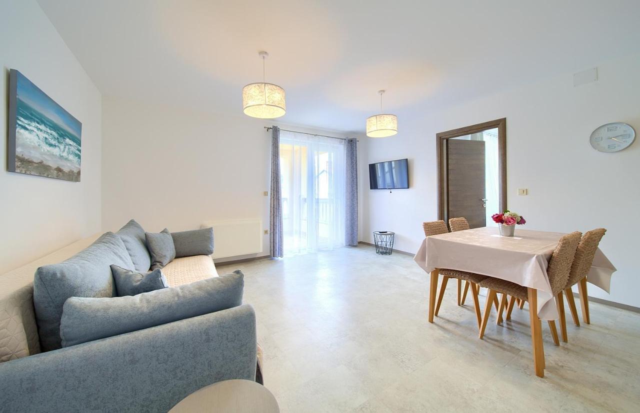 Apartmani Dal Малинска Экстерьер фото